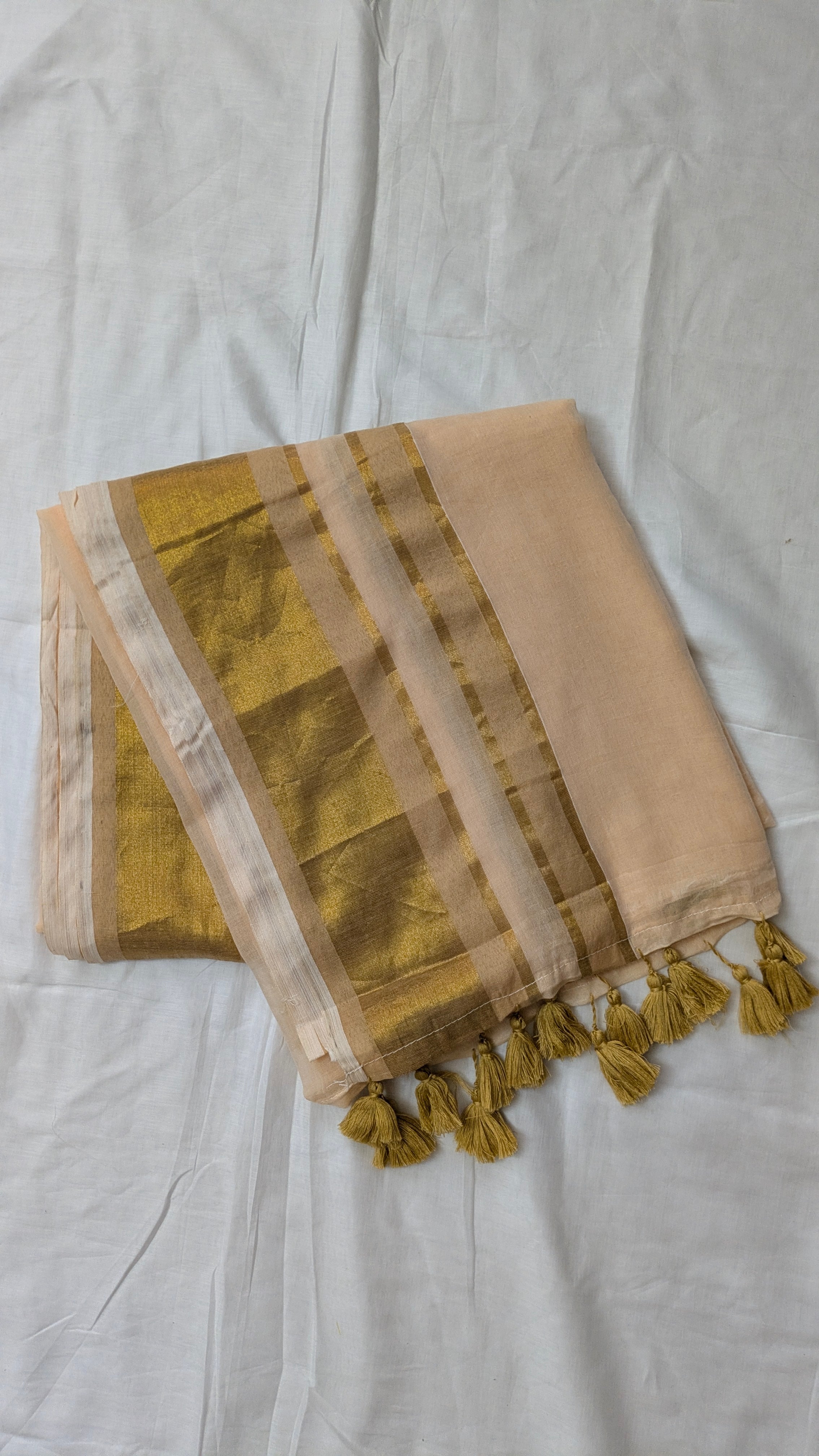 Onam Mul Cotton Golden Border Colour Saree
