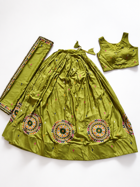 Rang Rasiya Parrot Green Full Chakra Chania Choli