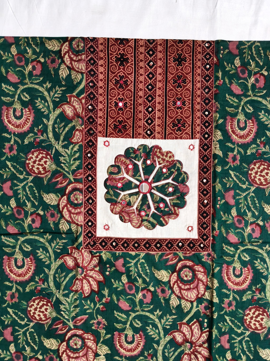 Hara Gulzar Dress Material