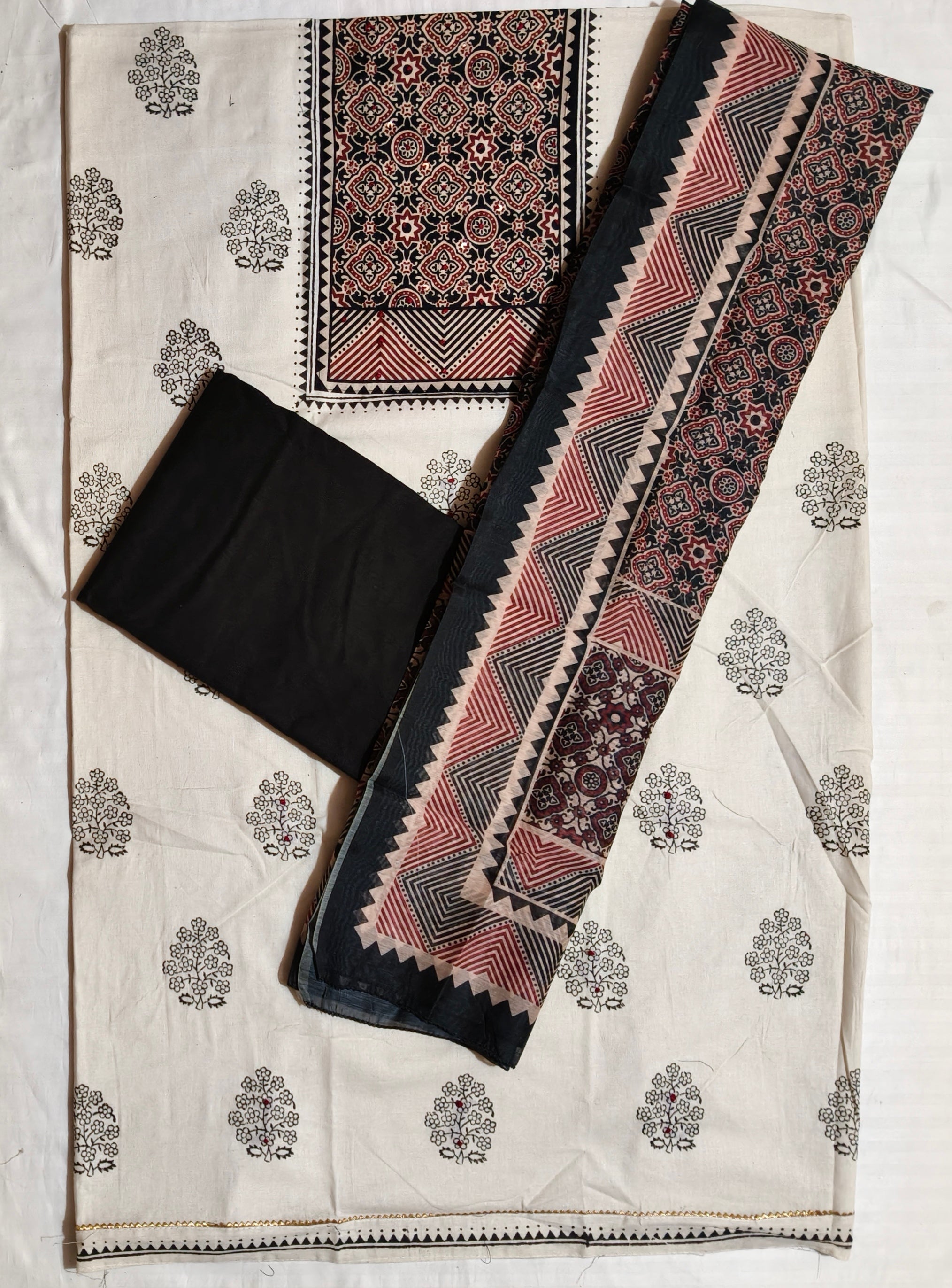 Noor-e-Ajrakh Dress Material