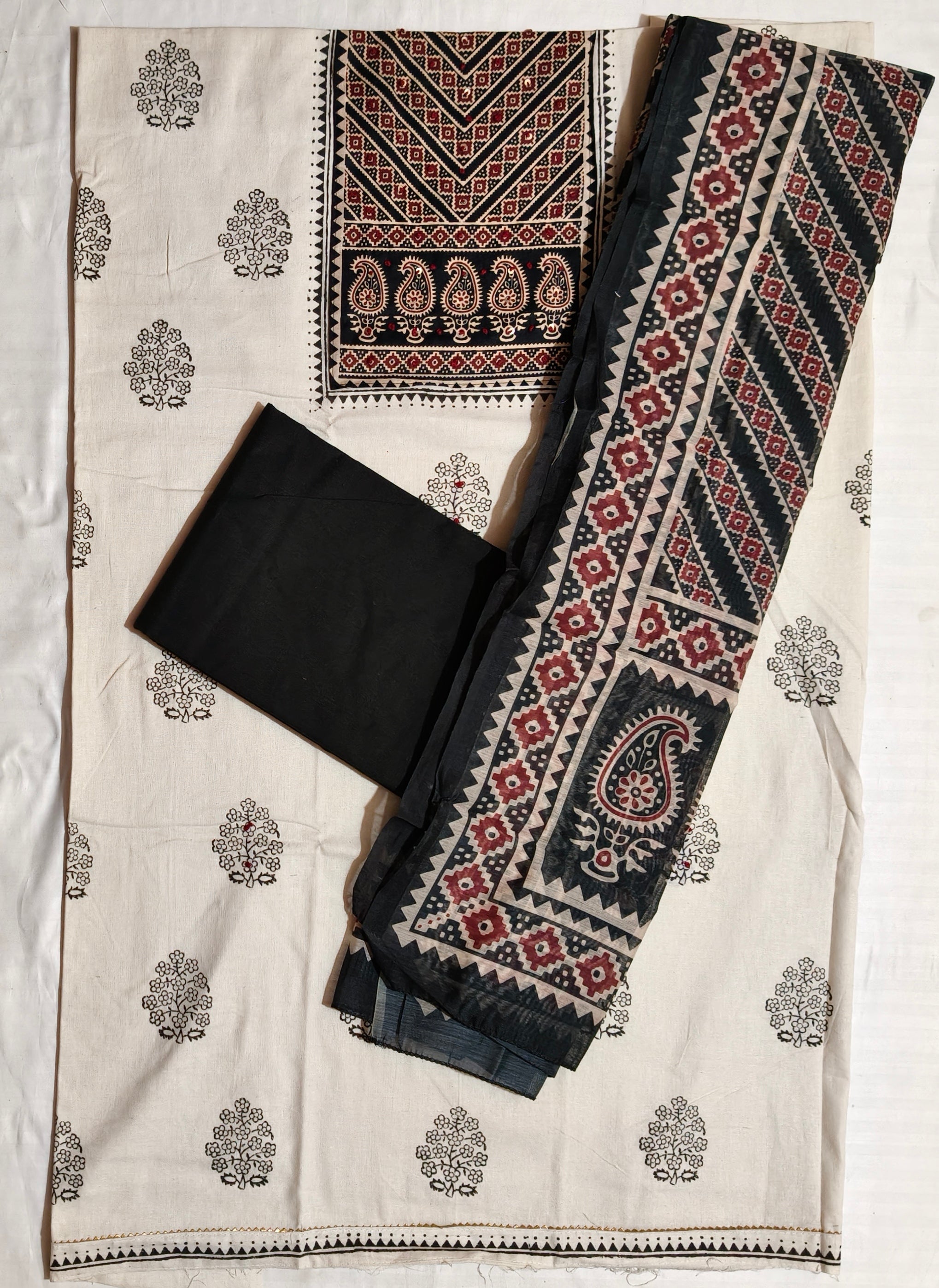 Noor-e-Ajrakh Dress Material