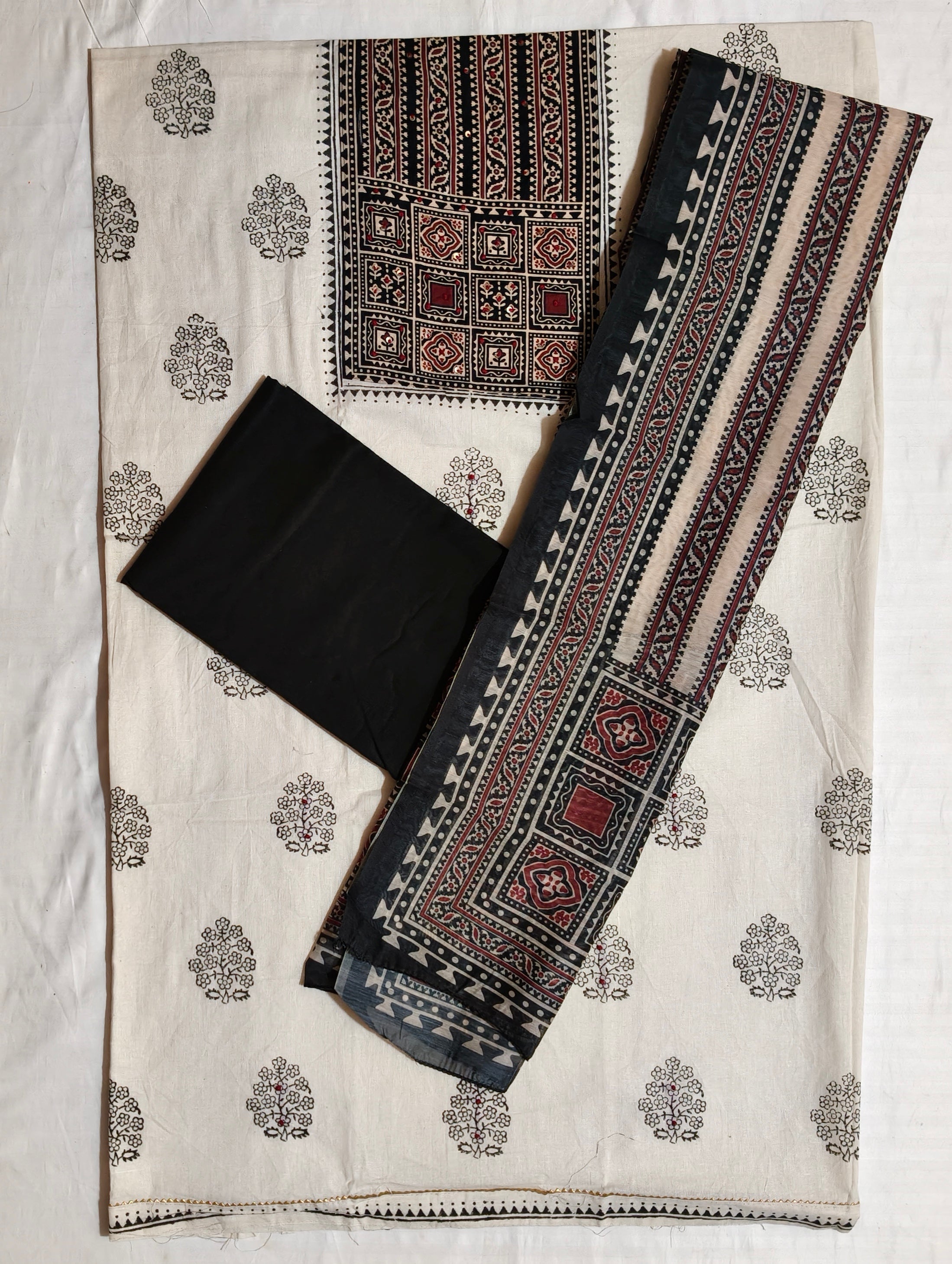 Noor-e-Ajrakh Dress Material