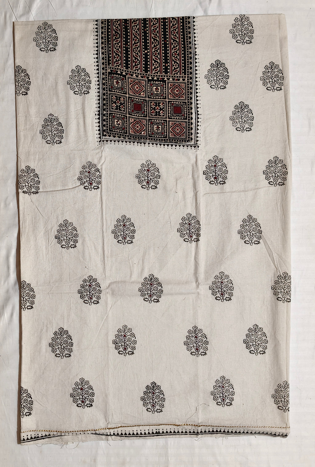 Noor-e-Ajrakh Dress Material