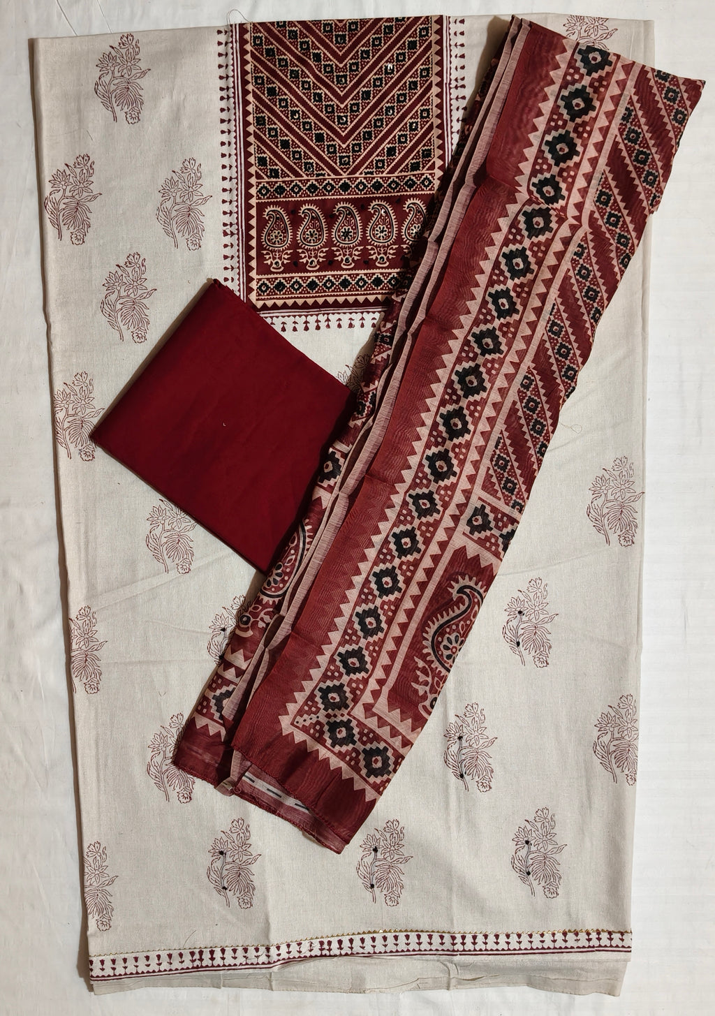 Noor-e-Ajrakh Dress Material