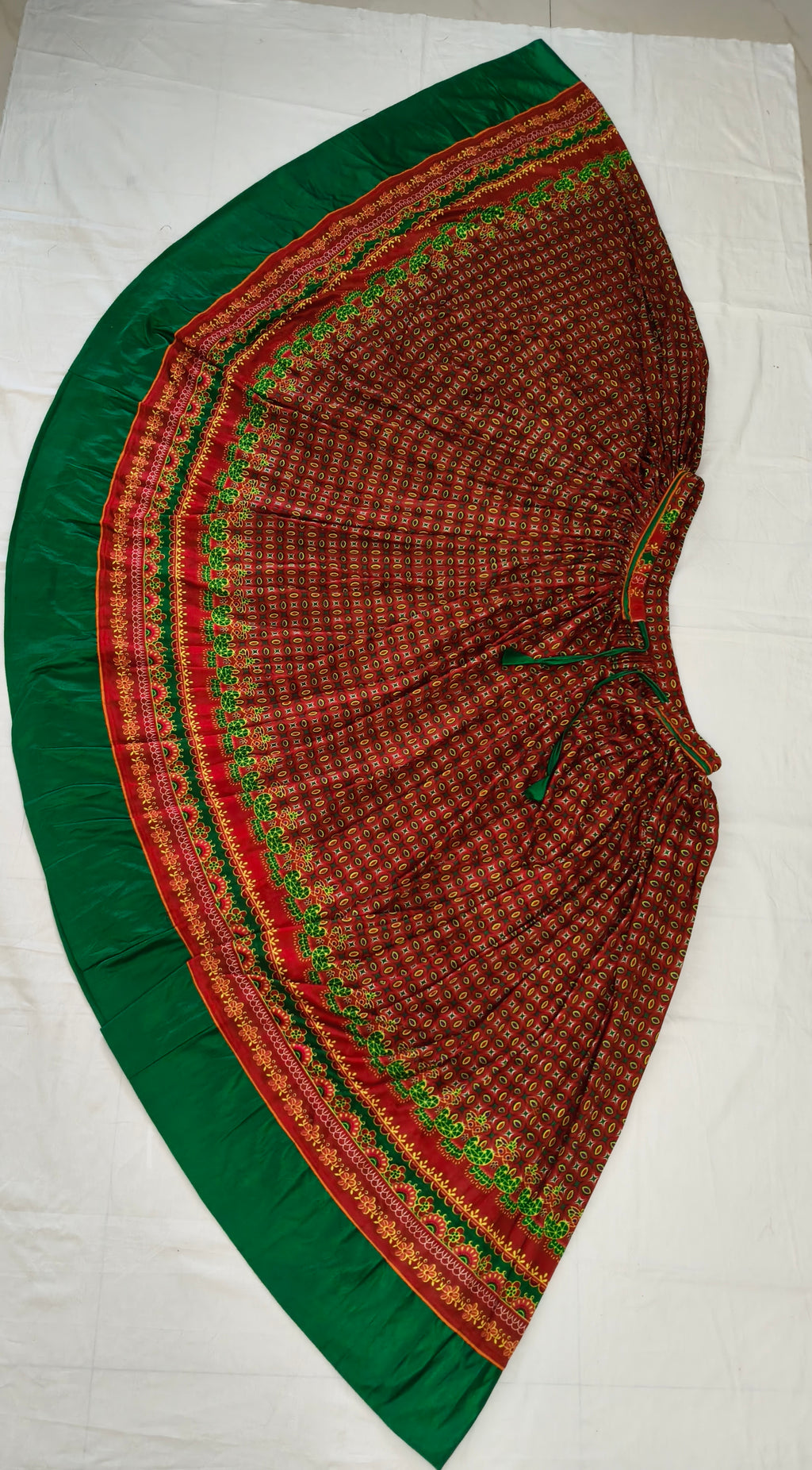Melody Navratri Skirt contrast green border product view