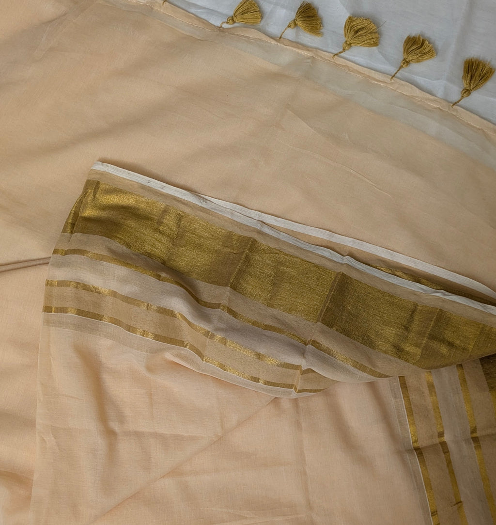 Onam Mul Cotton Golden Border Colour Saree