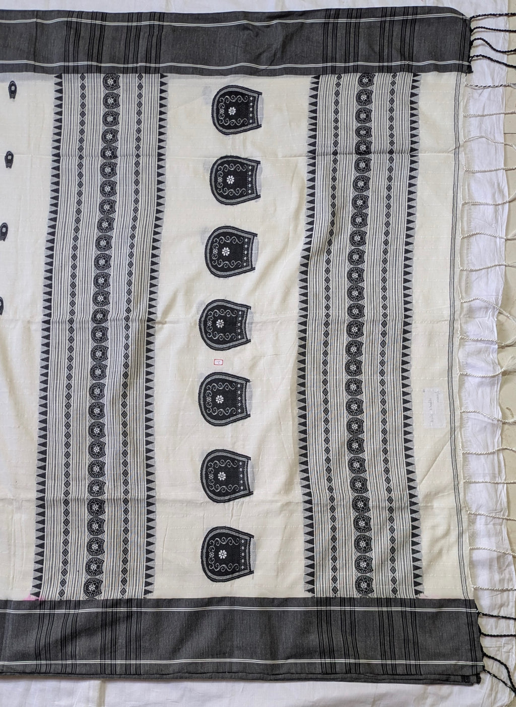 Iktara Kulo Khadi Saree