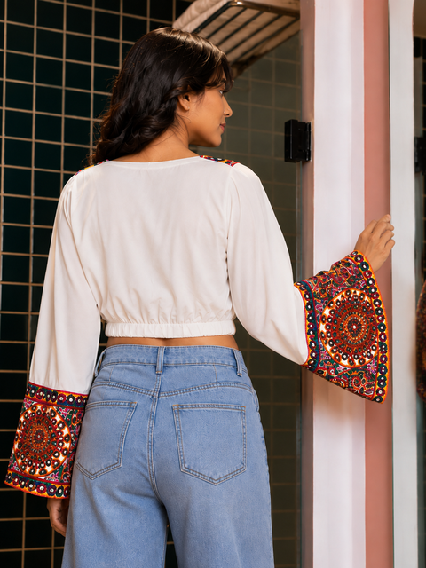 Rangilo Re Chakra White Top