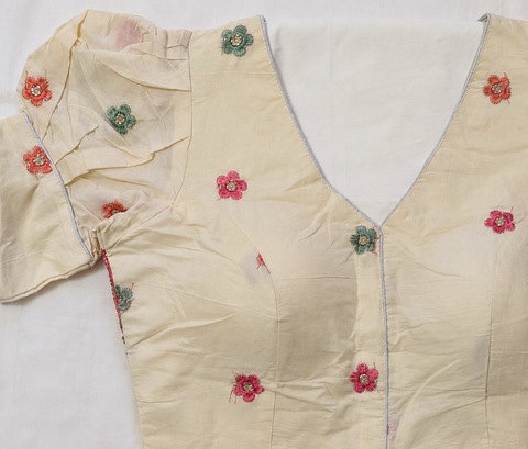 Aye Udi Udi Blouse