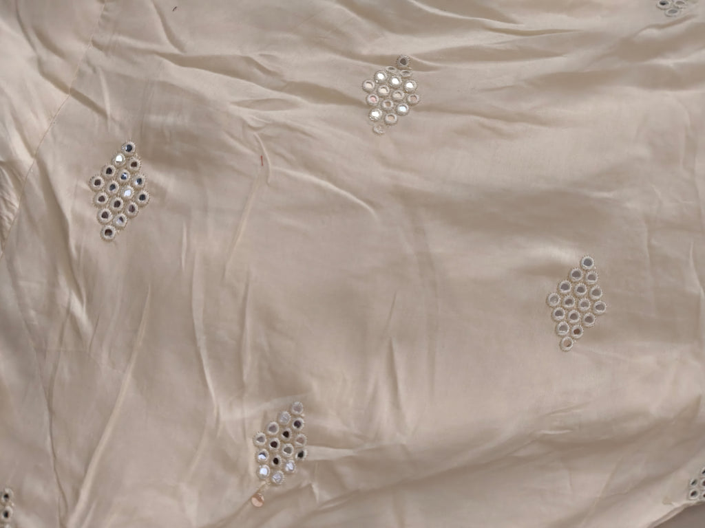 White detail view