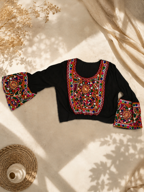 Rangilo Re Chakra Black Top