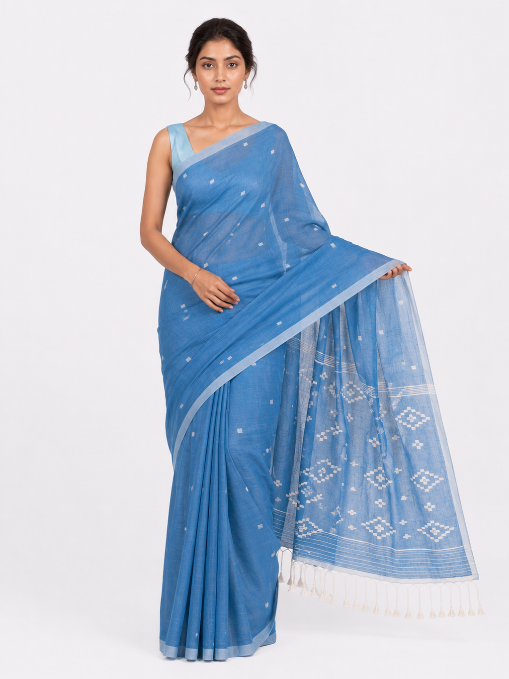 Neel Aangan Mul Saree