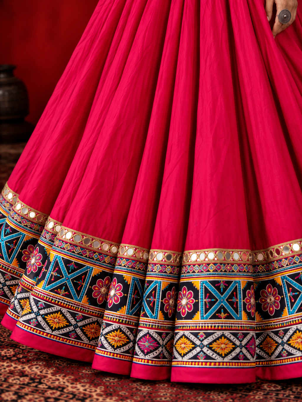 Sheesh Mahal chaniya choli detail view