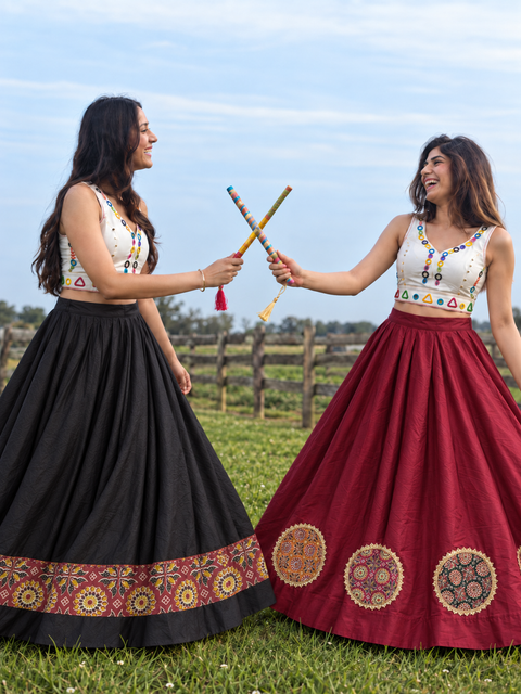 Ulat Palat Maroon & Black Reversible Navratri Lehenga- 2 looks in One