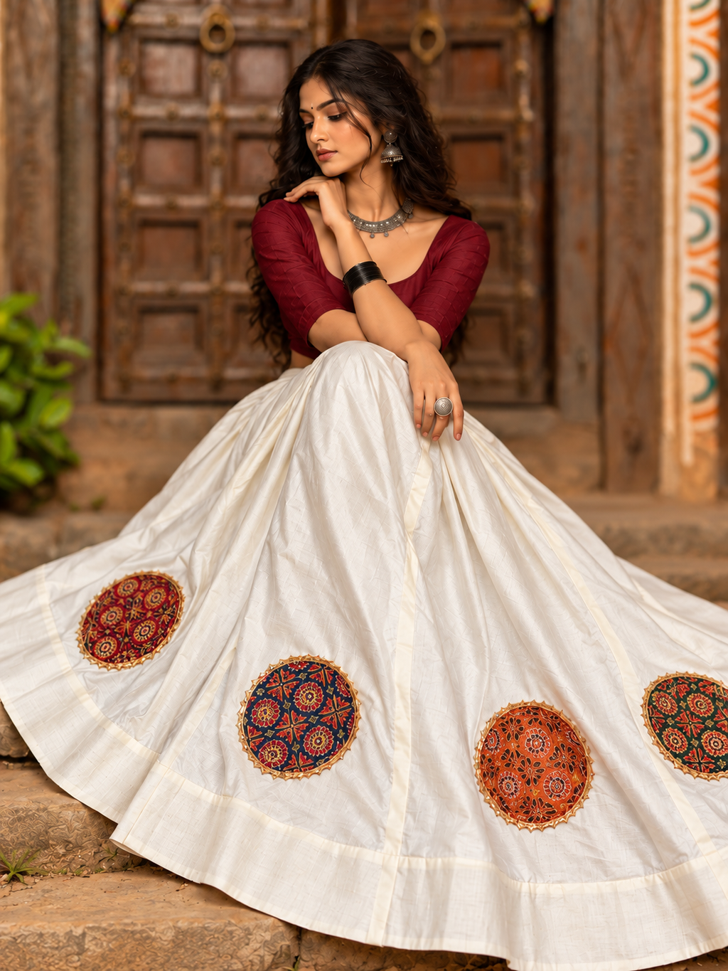 White side reversible skirt embroidery and border close-up
