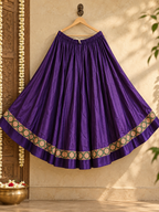 White side Ulat Palat reversible skirt product view